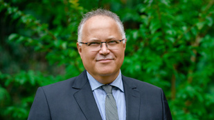 Thumbnail for 6836279