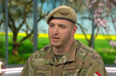 Thumbnail for 6836403