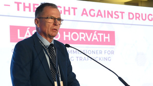 Thumbnail for 6836675