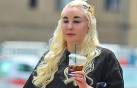 Thumbnail for 6836702