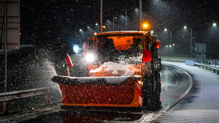 Thumbnail for 6836780