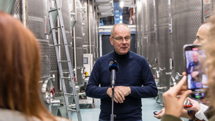 Thumbnail for 6838075