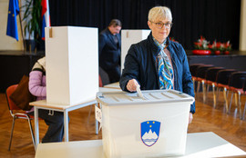 Thumbnail for 6838676