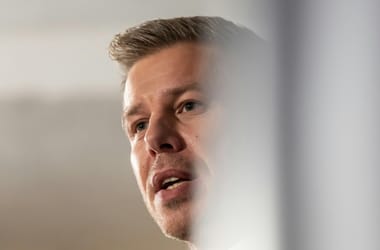 Thumbnail for 6841342