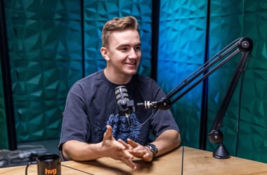 Thumbnail for 6841910