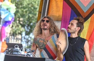 Thumbnail for 6842476