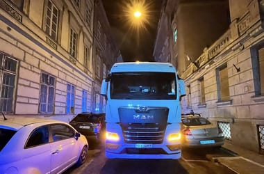 Thumbnail for 6844104