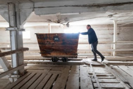 Thumbnail for 6861537