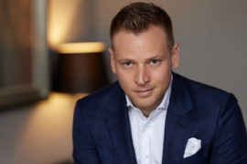 Thumbnail for 6862537