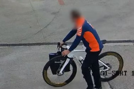 Thumbnail for 6863806