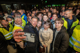 Thumbnail for 6863906