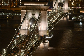 Thumbnail for 6872358