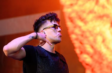 Thumbnail for 6875639