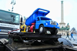 Thumbnail for 6879542