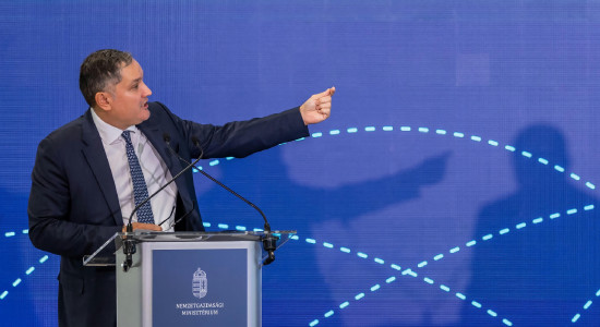 Thumbnail for 6882638