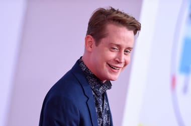 Thumbnail for 6887334