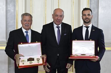 Thumbnail for 6888362