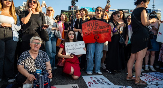 Thumbnail for 6895736