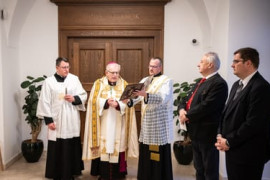 Thumbnail for 6895896