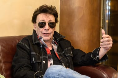 Thumbnail for 6903589