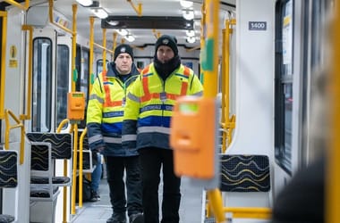 Thumbnail for 6907687