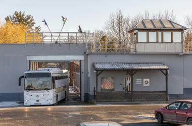 Thumbnail for 6908681