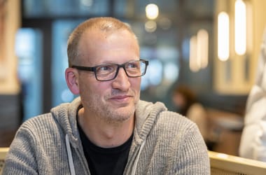 Thumbnail for 6913421