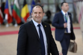 Thumbnail for 6913493