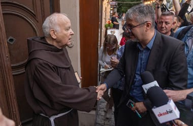 Thumbnail for 6914886