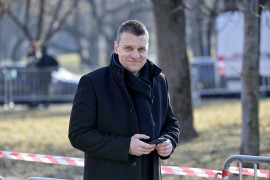 Thumbnail for 6915390