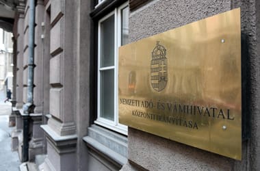 Thumbnail for 6915522