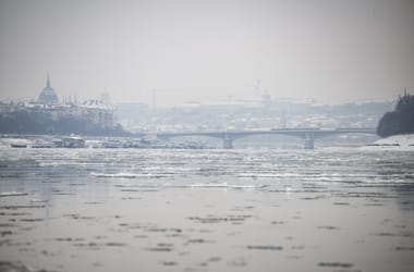 Thumbnail for 6915758