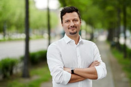 Thumbnail for 6916557