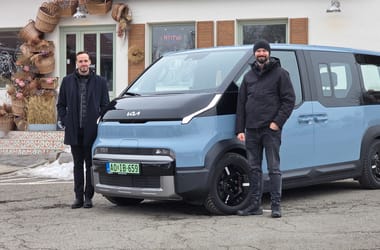 Thumbnail for 6917946