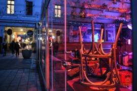 Thumbnail for 6922557