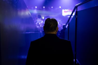 Thumbnail for 6926379