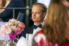 Thumbnail for 6931640