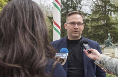 Thumbnail for 6933197