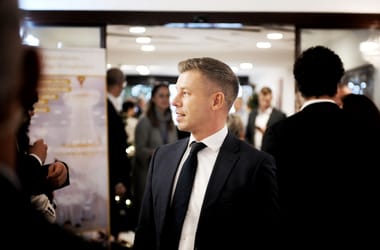 Thumbnail for 6934594