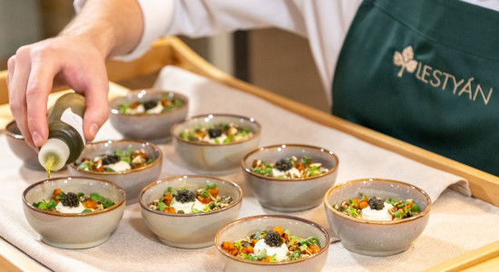 Thumbnail for 6939828