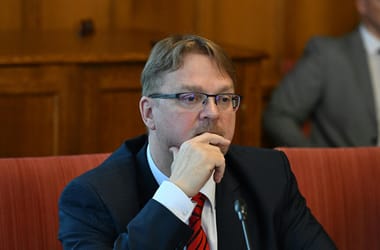 Thumbnail for 6946048