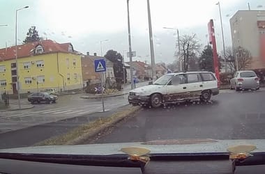 Thumbnail for 6949356