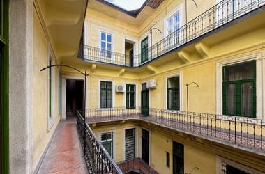 Thumbnail for 6951637