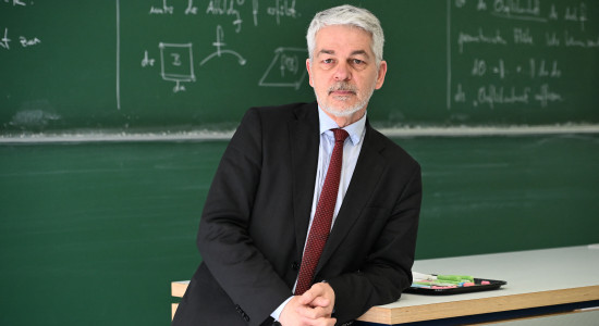 Thumbnail for 6958346