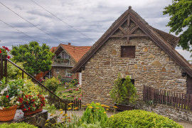 Thumbnail for 6974349