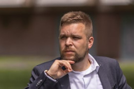 Thumbnail for 6975558