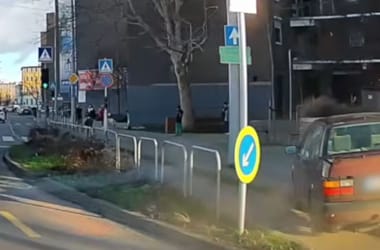 Thumbnail for 6975910