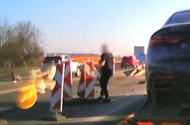 Thumbnail for 6984704