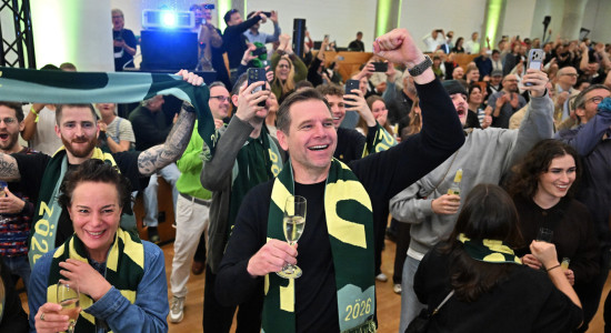 Thumbnail for 6985942