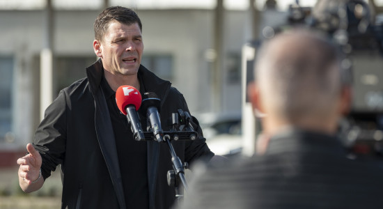 Thumbnail for 6989024